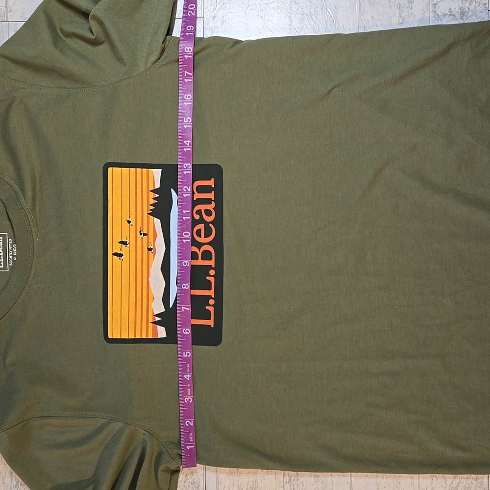 L.L. Bean Graphic T-Shirt Size Small Mens Or Womans Medium - Picture 3 of 5